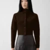 Die Scala-Strickjacke Strickjacke mit hohem Kragen