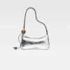 Die Schultertasche Bisou Perle mit Perlenverzierung