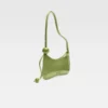 Die Schultertasche Bisou Perle mit Perlenverzierung