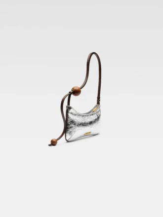 Die Schultertasche Bisou Perle mit Perlenverzierung