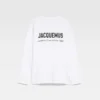 Langarm-T-Shirt mit Adresse von Courchevel Langarm-T-Shirt mit aufgedruckter Adresse und Logo – exklusiv online und in unserem Geschäft in Courchevel erhältlich