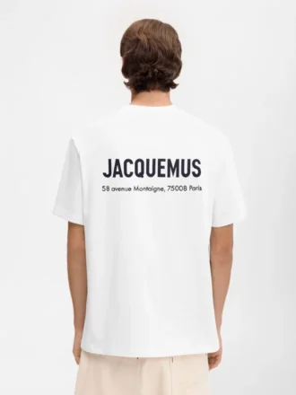 T-Shirt mit Adresse „Montaigne“ Kurzarm-T-Shirt mit Logo und Adresse – exklusiv online und in unserem Store in Paris erhältlich
